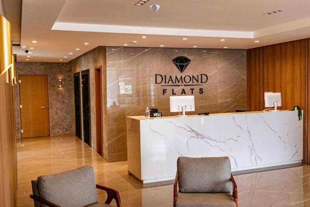 Apartment Moderno Em *